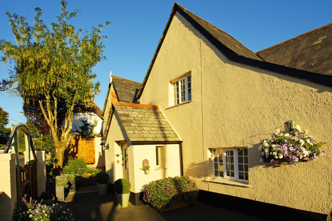 Tinhay Mill Hotel Lifton Bagian luar foto